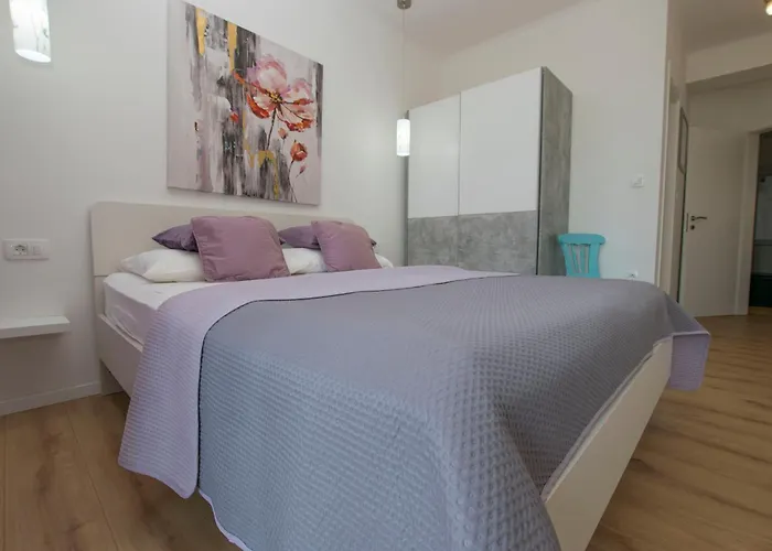 Adrian Апартаменты